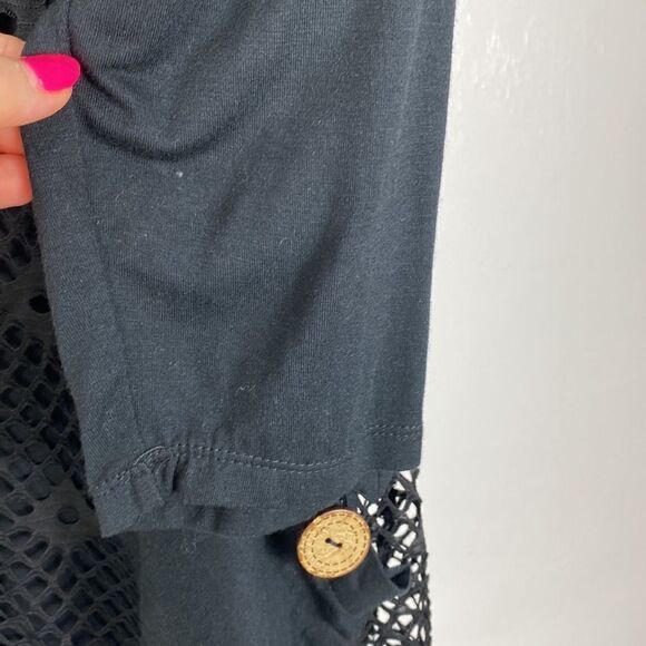 2/$18 White & Black Decorative Buttons Pullover Top, size M - Picture 3 of 6